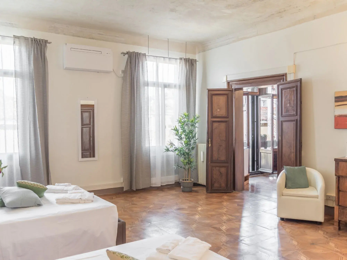Riva Palace Apartments