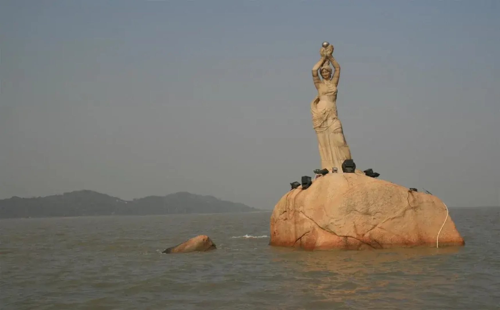 Zhuhai Yinzuo Jingpin Hotel