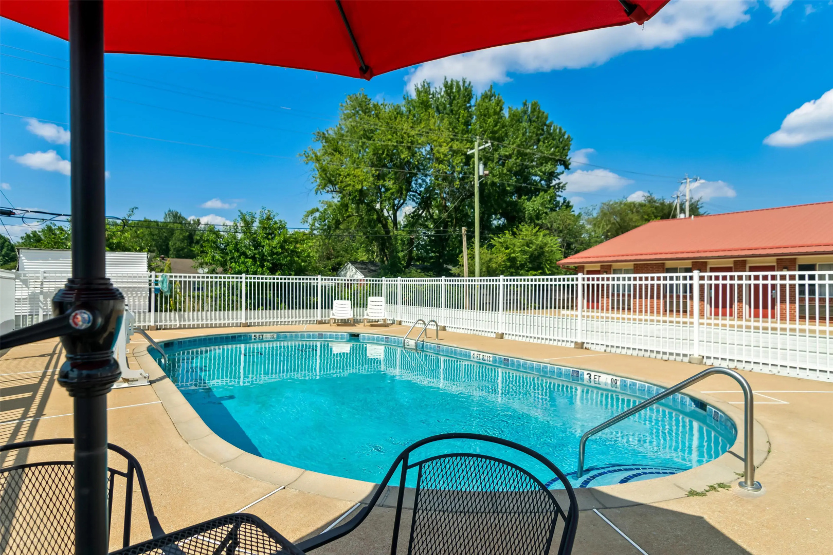 Americas Best Value Inn & Suites Siloam Springs