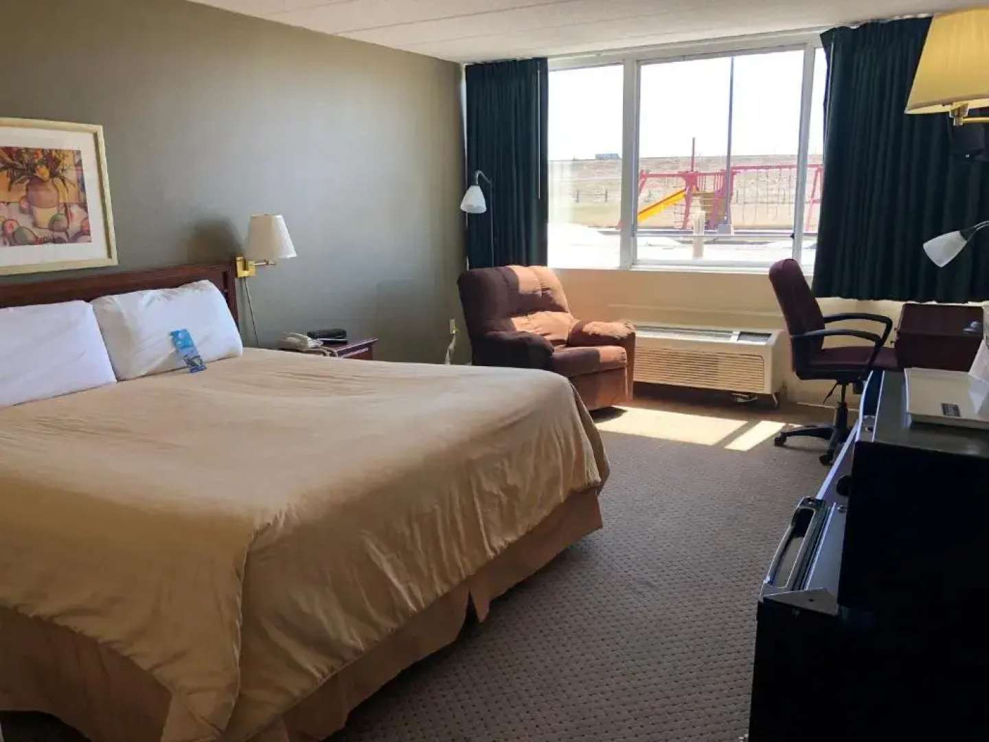 Norwood Inn and Suites Worthington