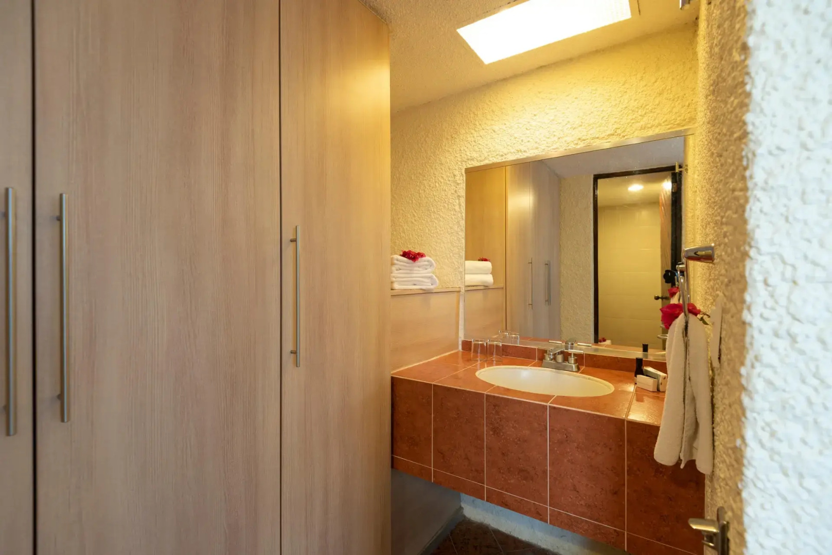 Cabo Blanco Hotel & Marina