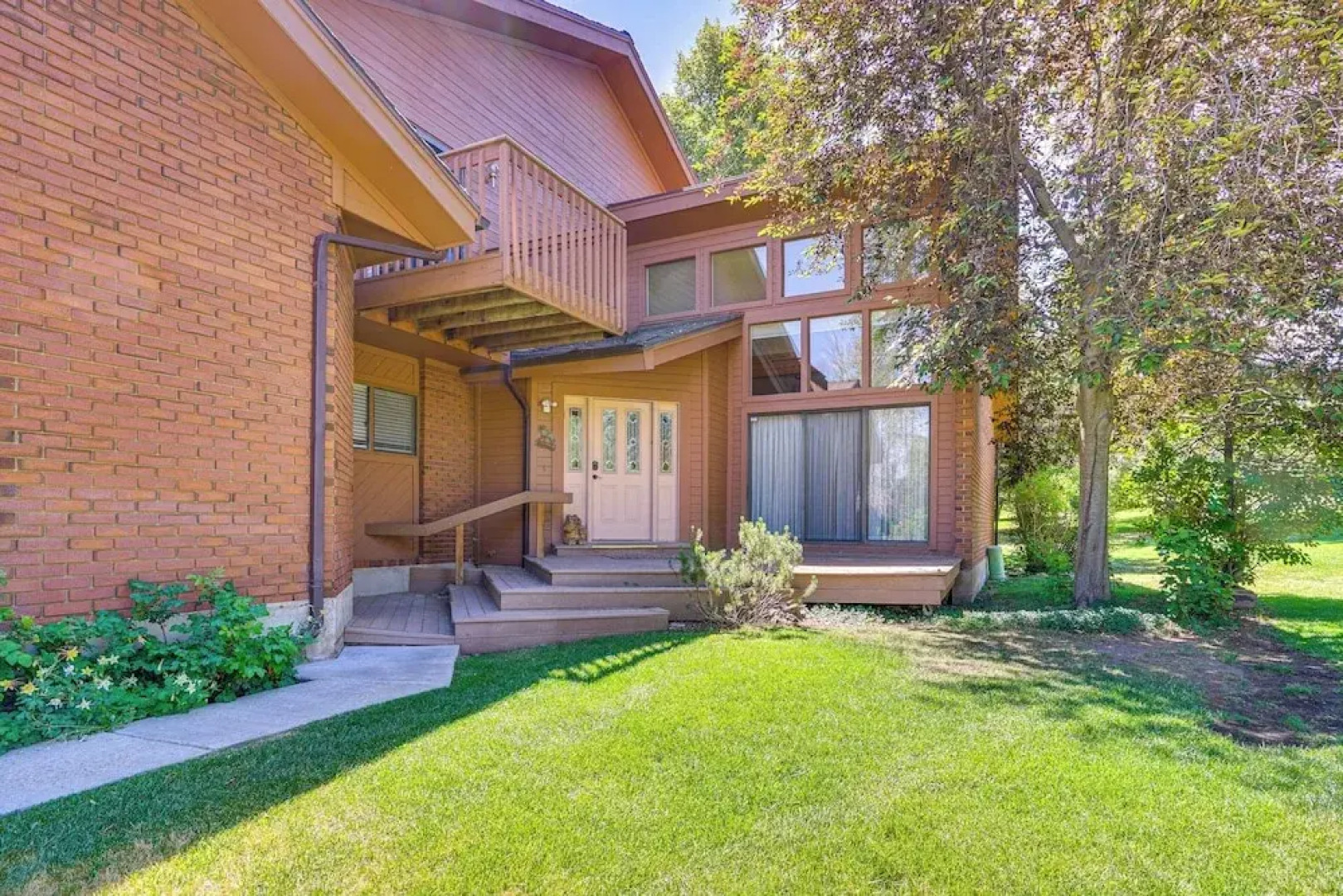 Superb Park City Escape w/ Deck, Walk to Ski Lift!