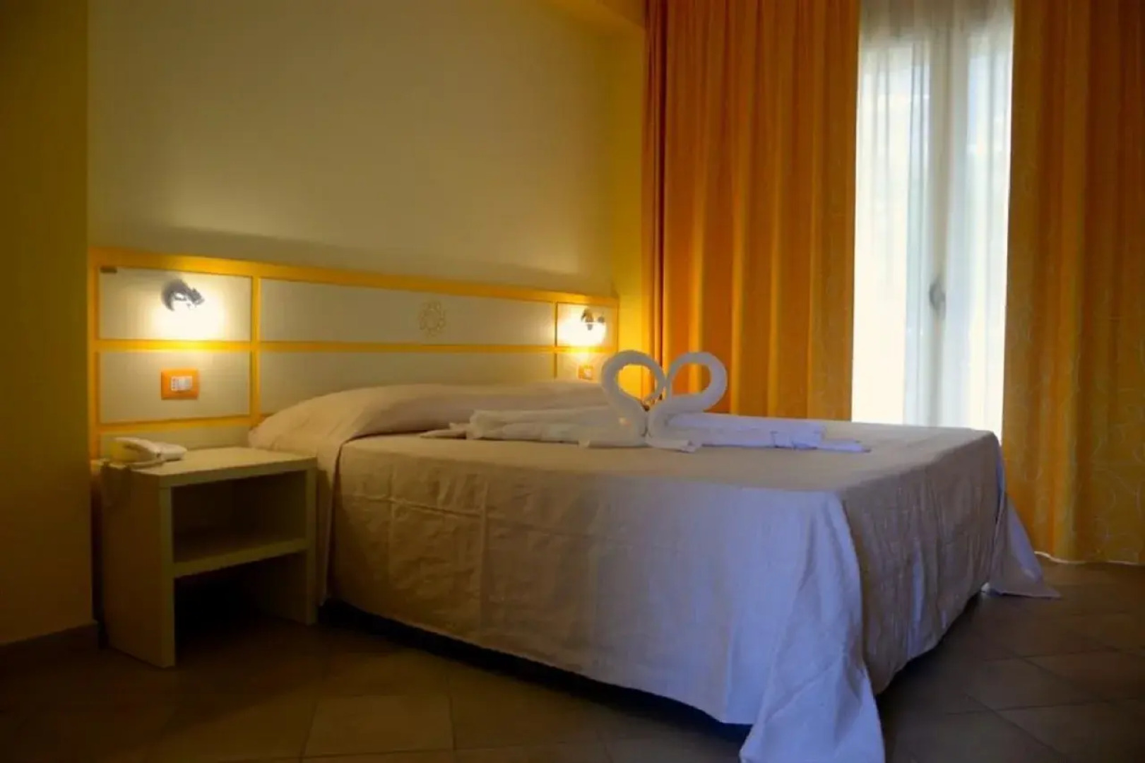 Hotel Baia Di Trainiti