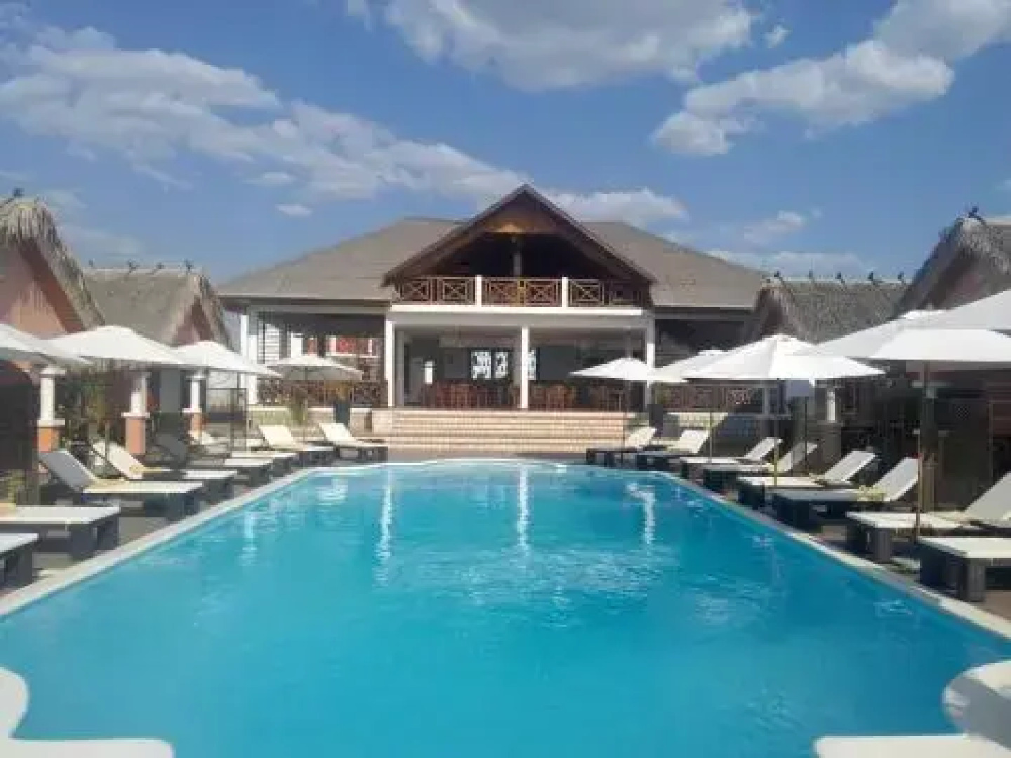 Blue Bay Hotel Majunga