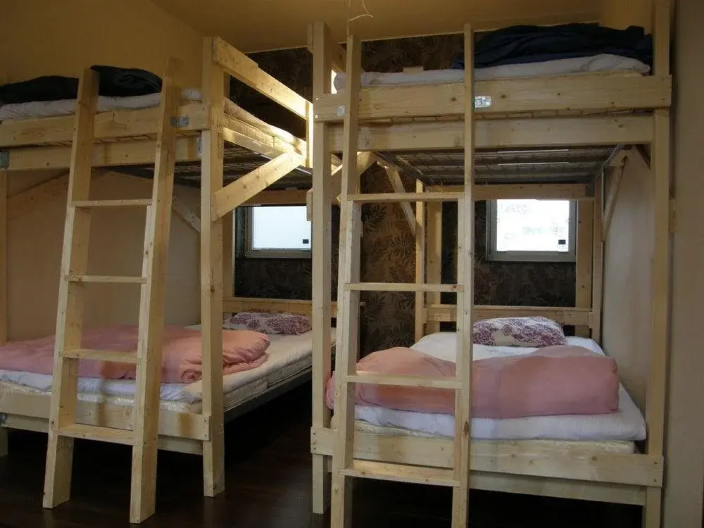 Guest House & Bar Freedom