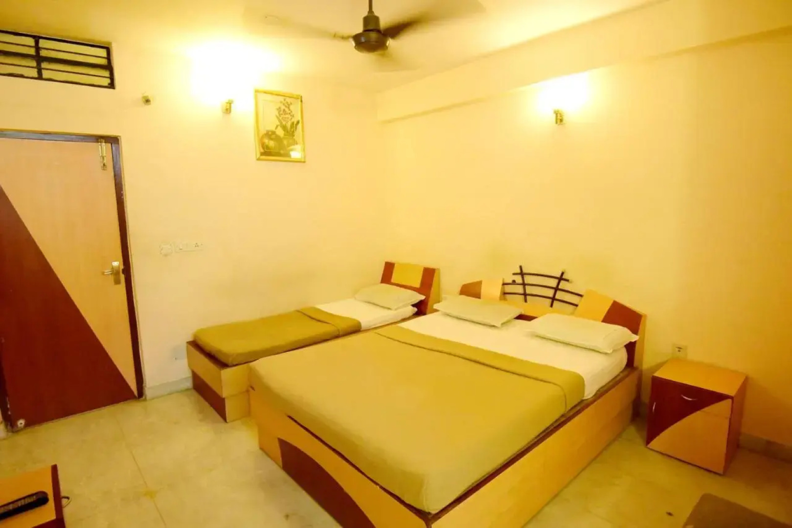 Hotel Shastri Paradise