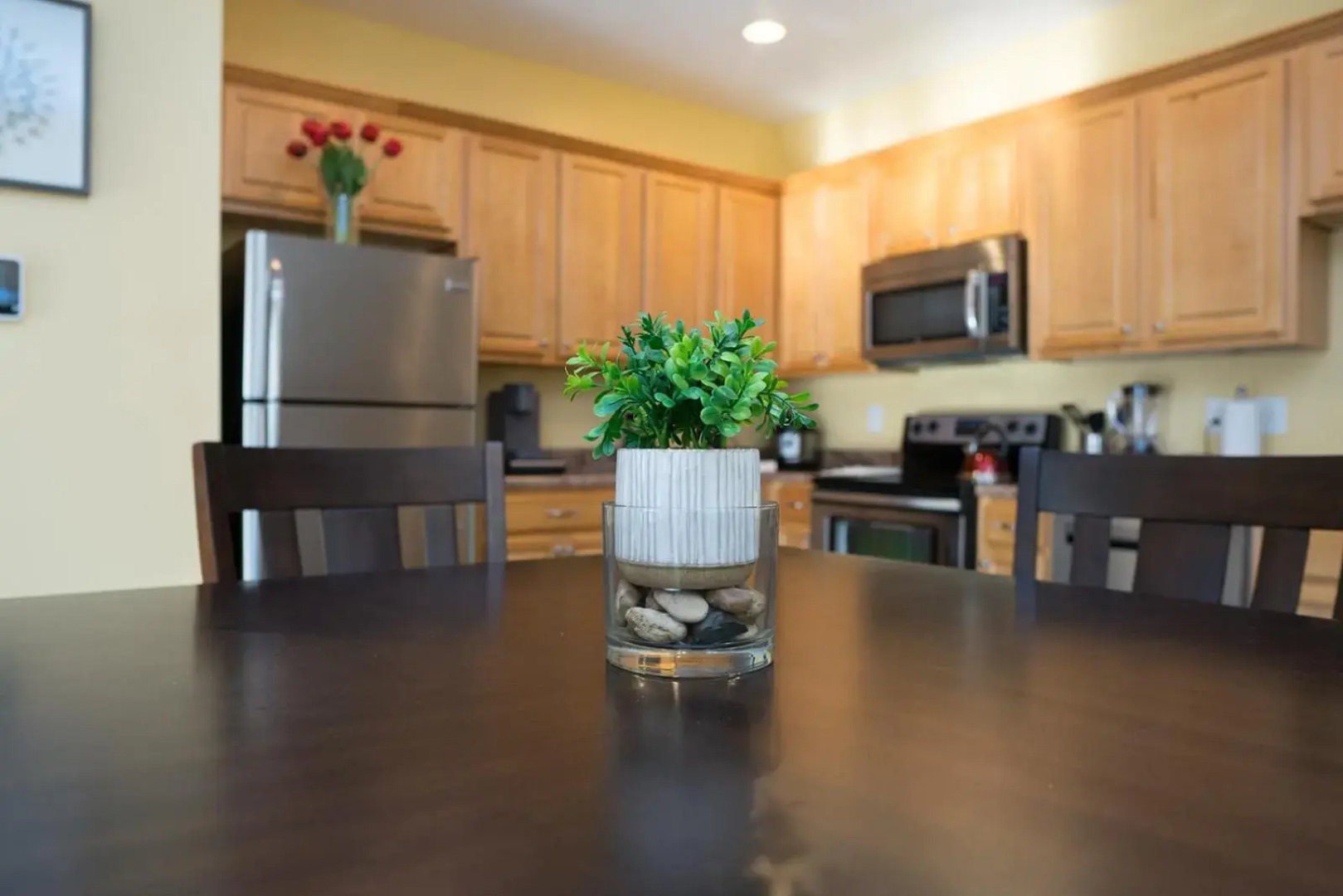 Gorgeous 3 Beds 2 Bath Home Perfect for Long Stays -E-