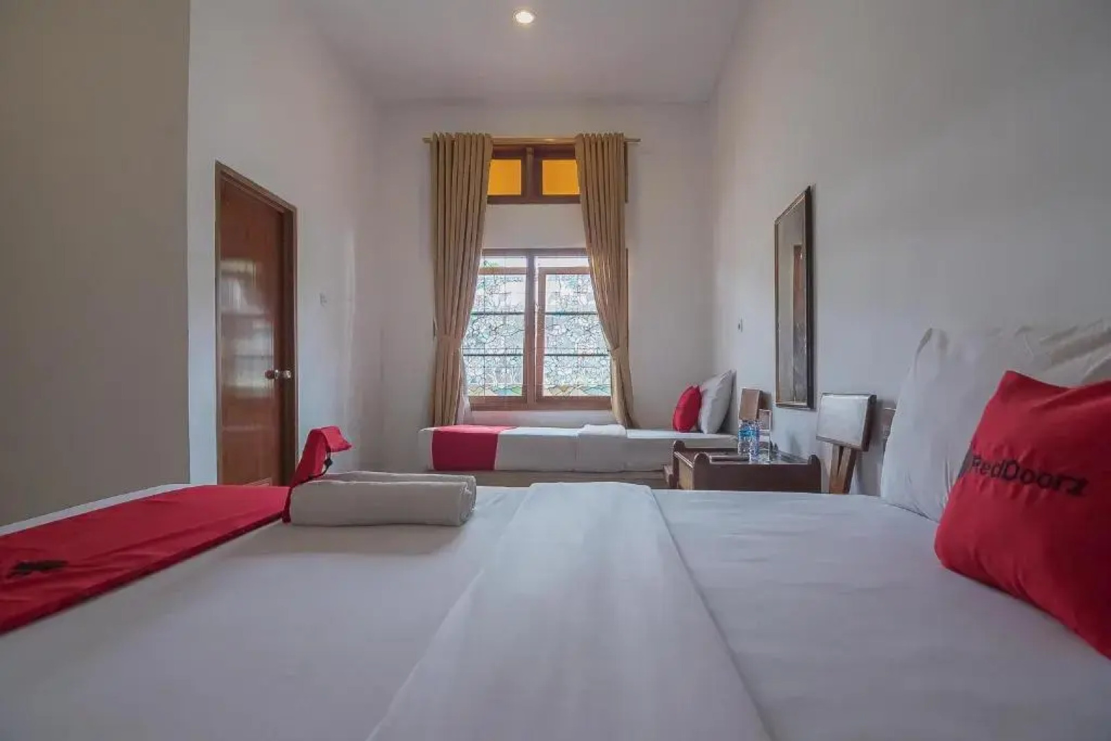 RedDoorz @ Maribaya Street 2