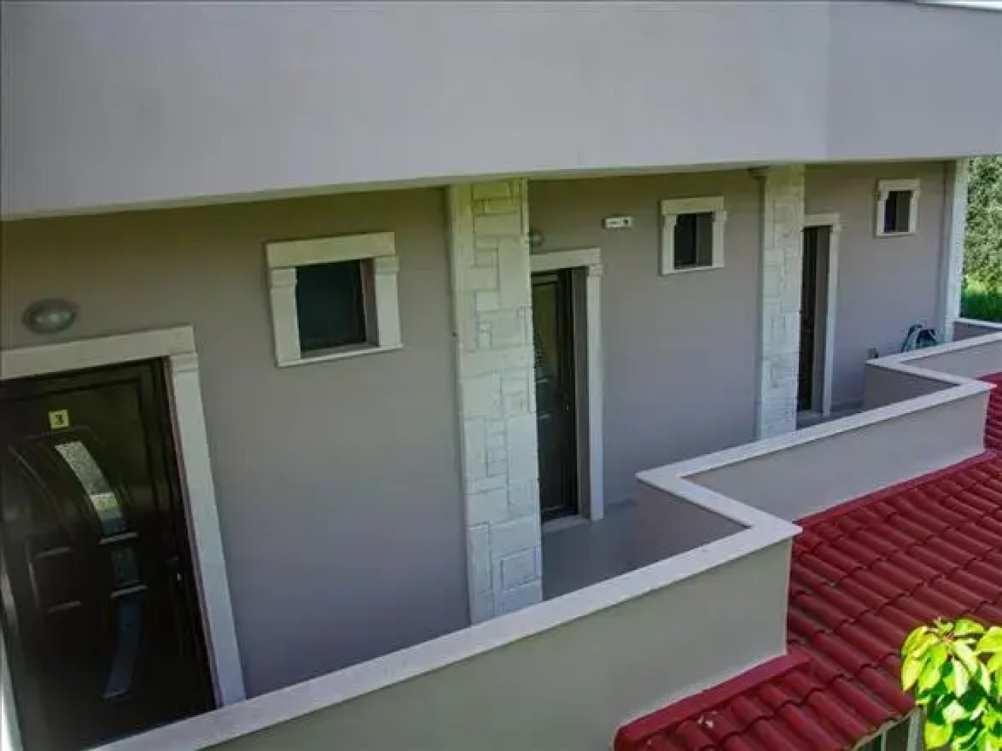 Paradisos Apartments