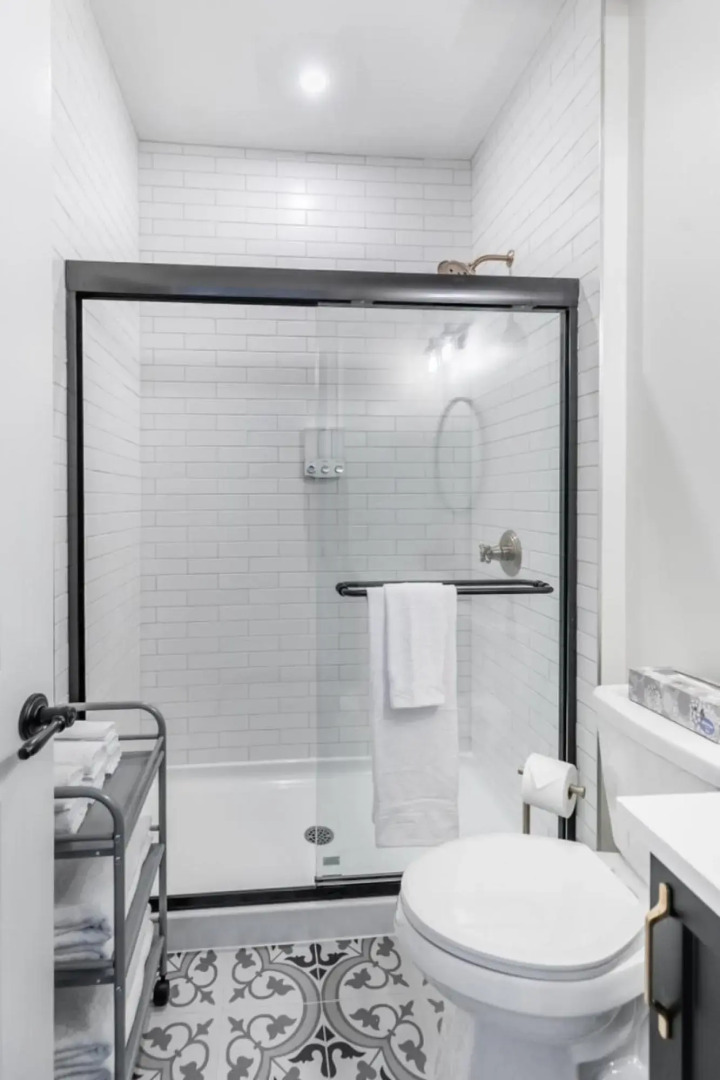 Luxury Rideau Apartments 2bdp6nobalcony1queen2twin