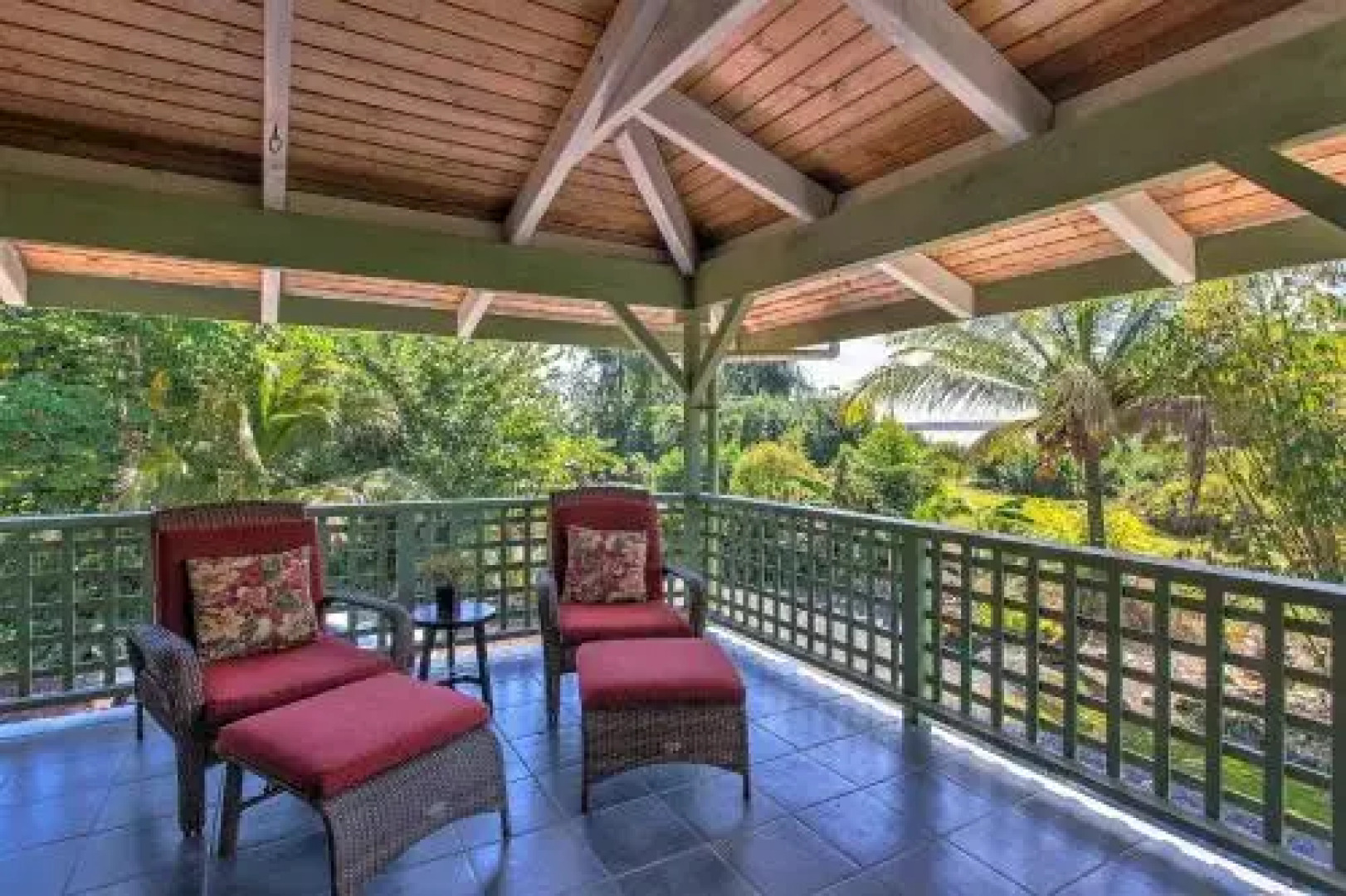 Hale Ki'i Maka Manu home