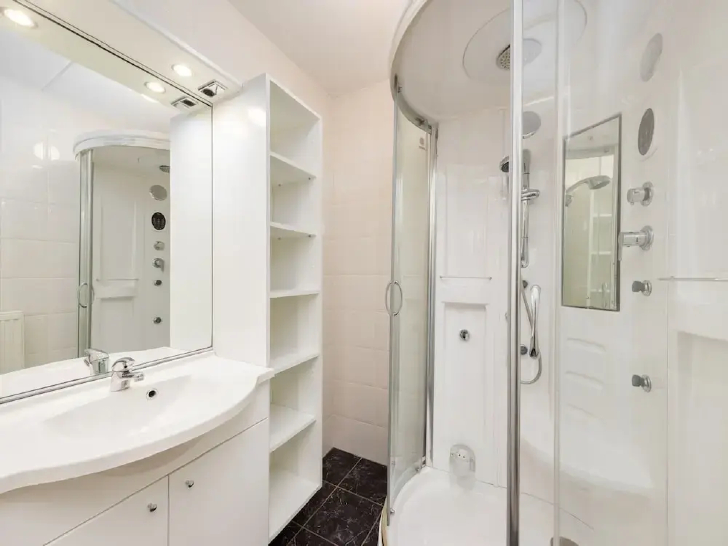 Twente Steam Shower Holiday Home