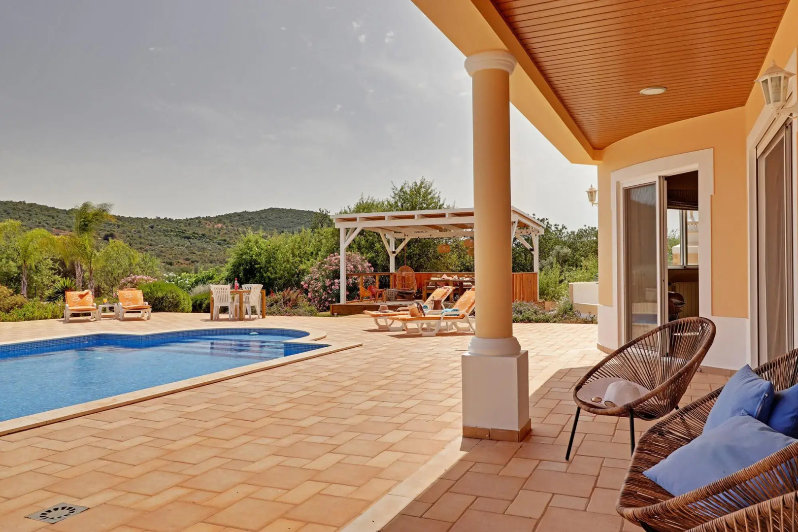 Casa do Pomar by Portucasa