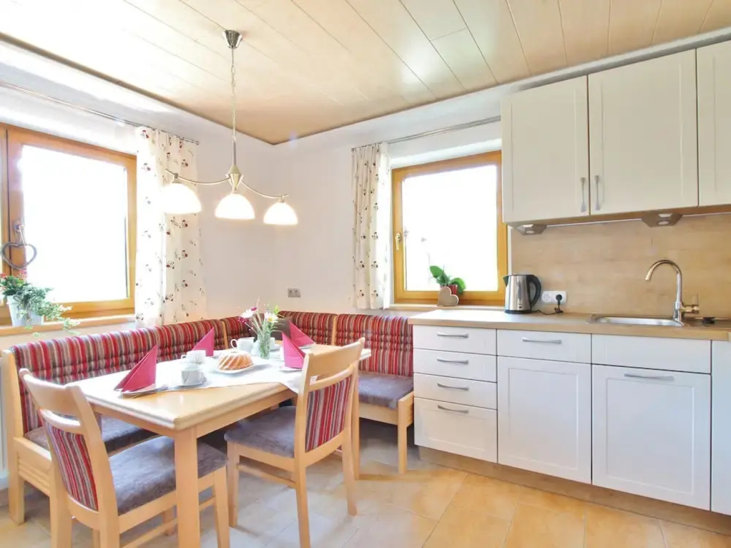 Modern Apartment Near Ski Area in Uttendorf