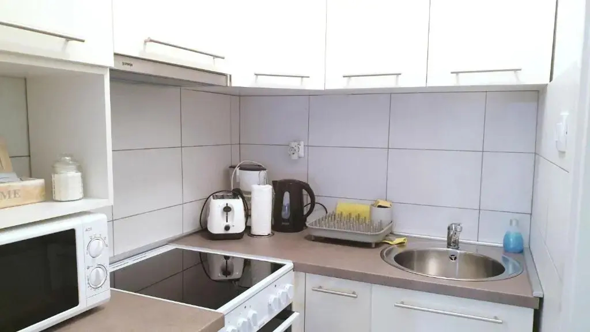 Apartment Near the Lakes