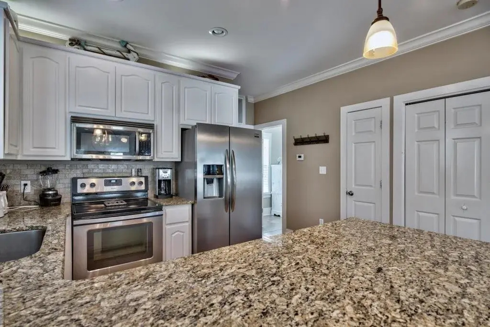 All U Need - Hidden Lake Way 516