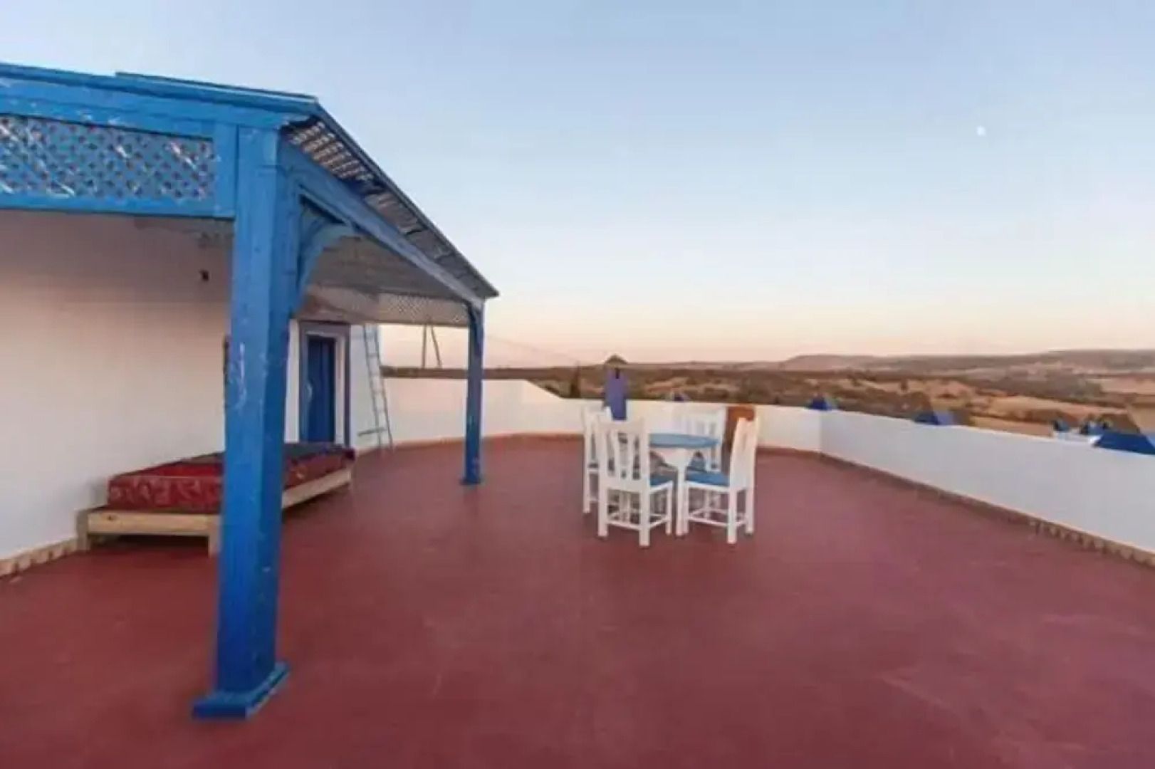 Room in Guest Room - Room in Villa L'air De La Mer