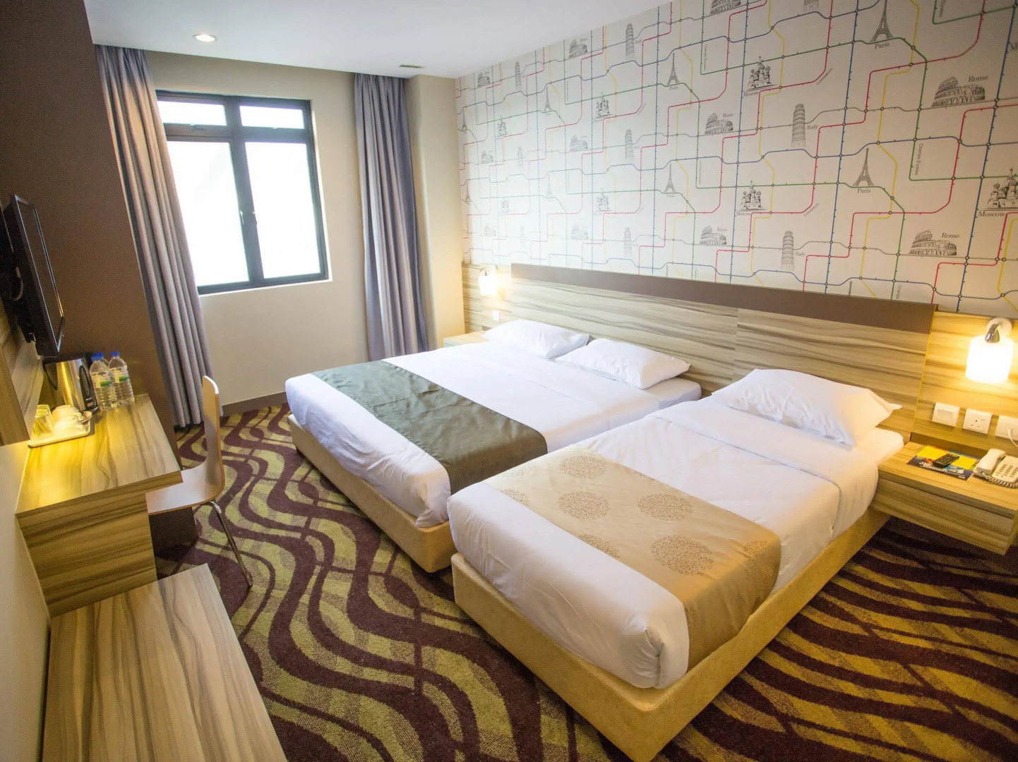 Hotel Zamburger Victory City