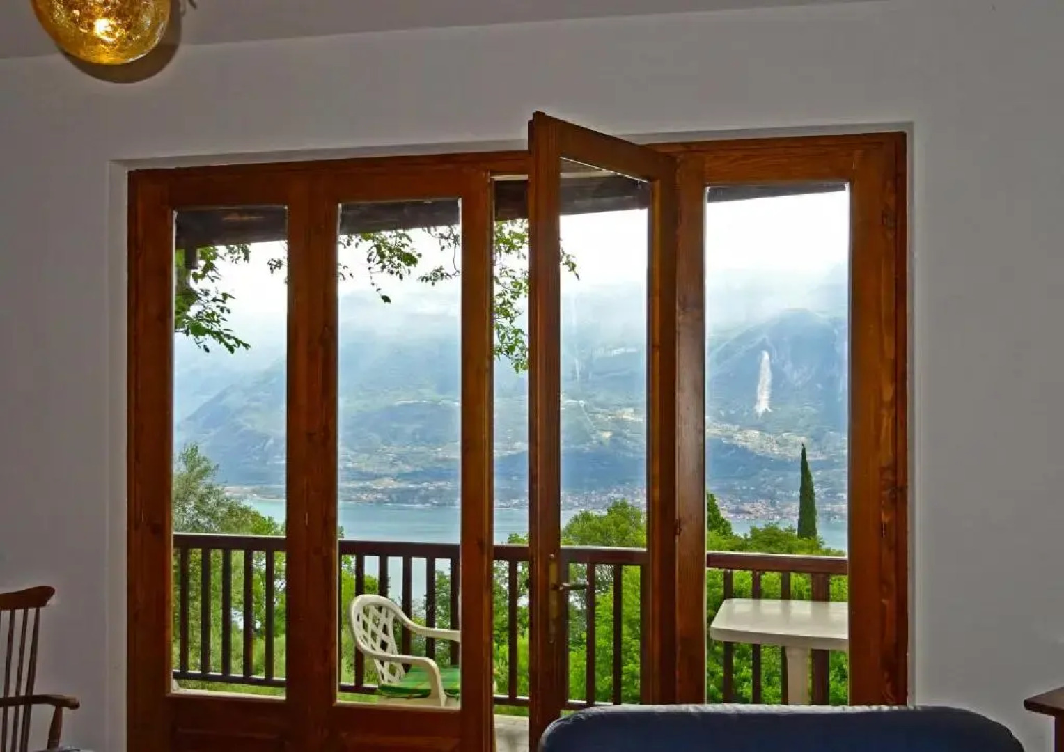 Villa Paradiso Pieve by Gardadomusmea