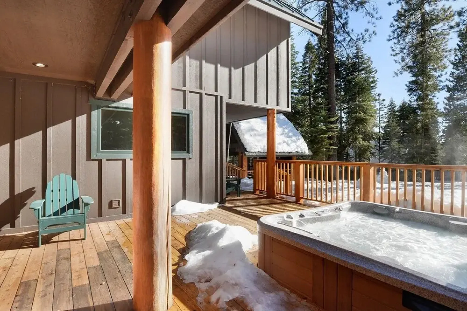 Old County Estate - Hot Tub 5 Bedroom Home by Redawning