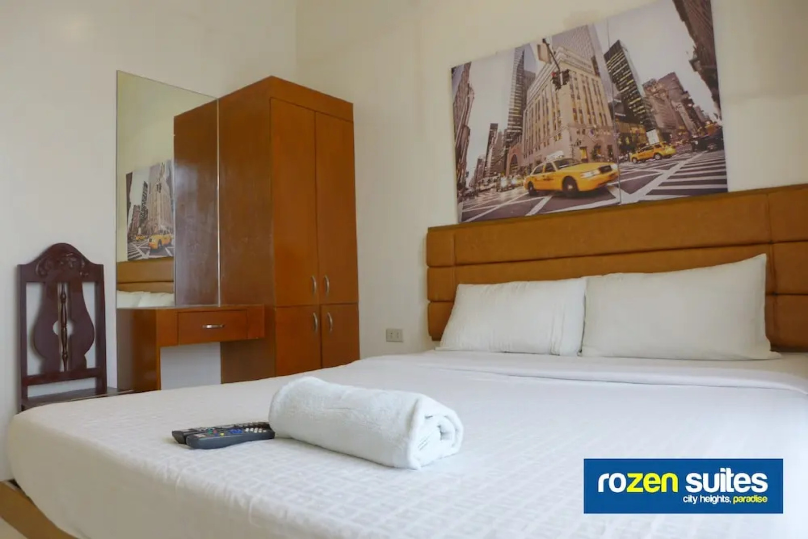 Rozen Suites Paradise