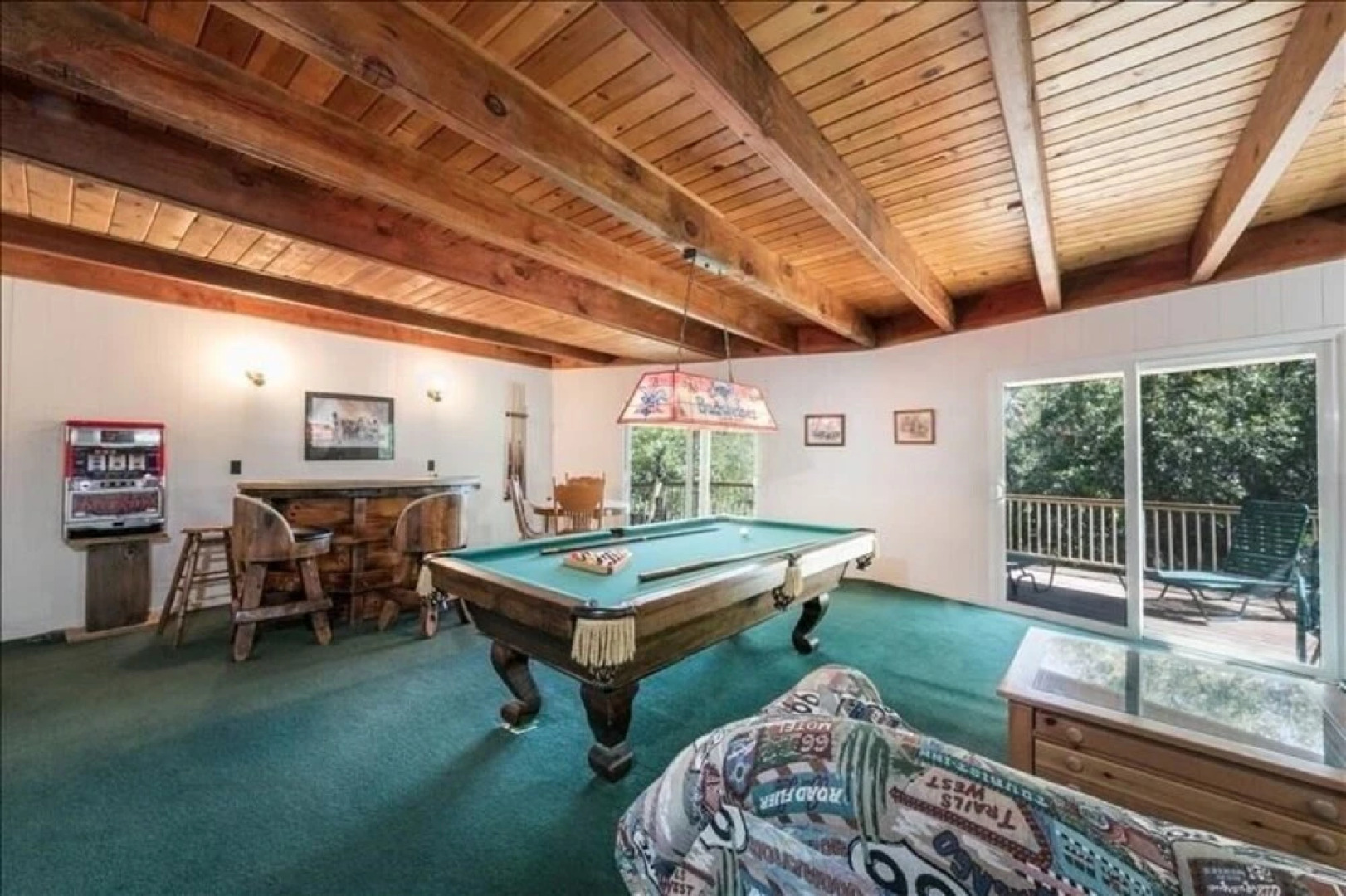 Yellowstone V011 by RedAwning