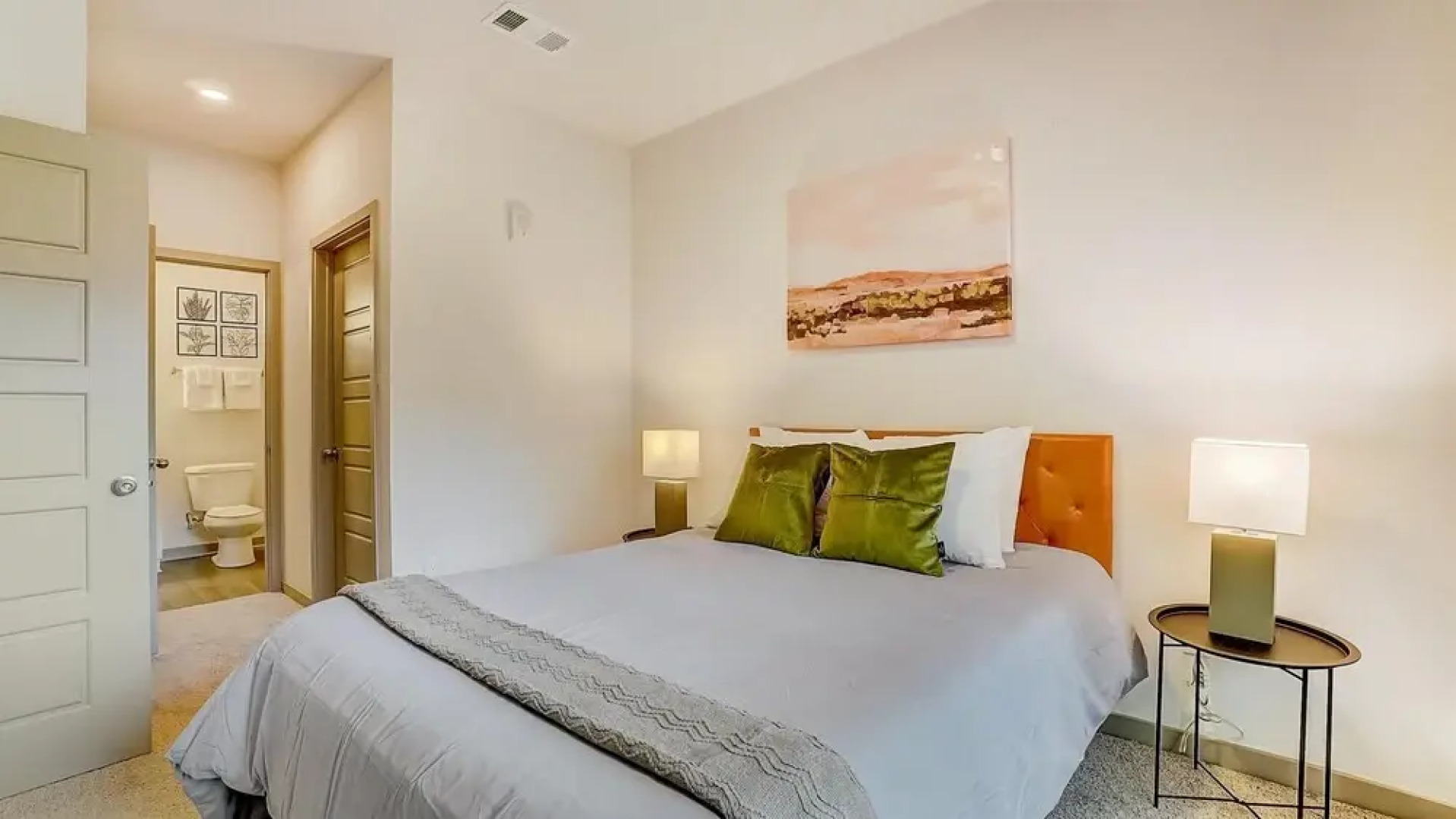 FRONTDESK Axel Row Apts Avondale Birmingham