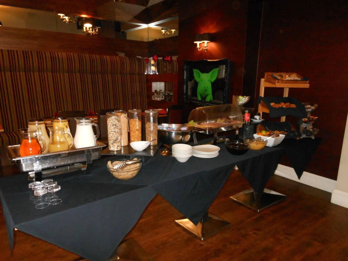 The Inn Boutique Hotel Bar and Restaurant