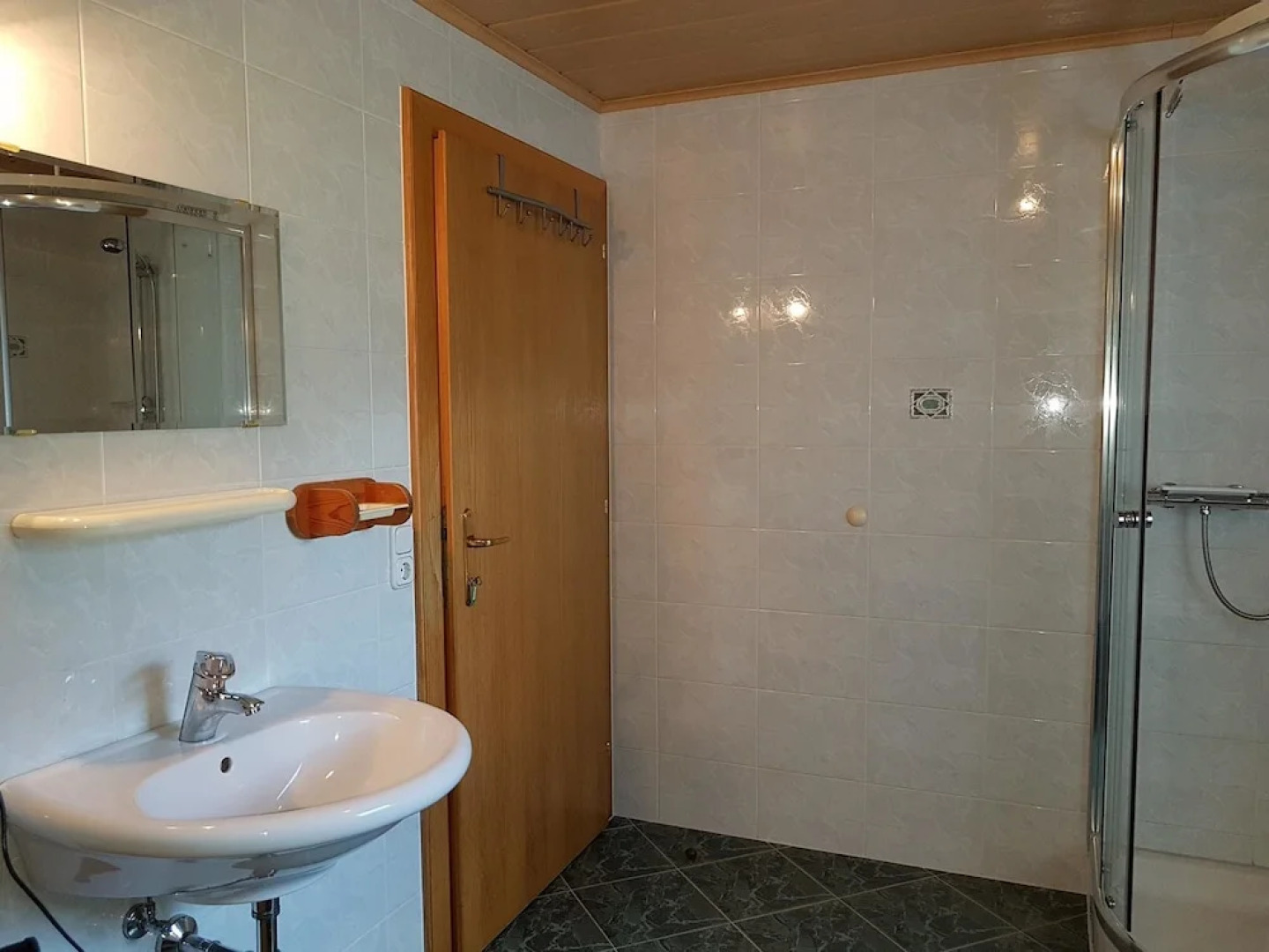 House With 3 Bedrooms in Arnbach, With Private Pool, Enclosed Garden a