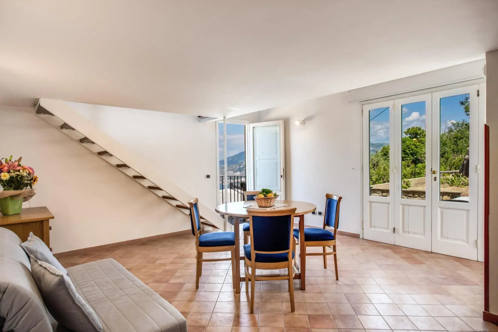 Villa Giulia amazing villa with pool, patio, bbq and sea views