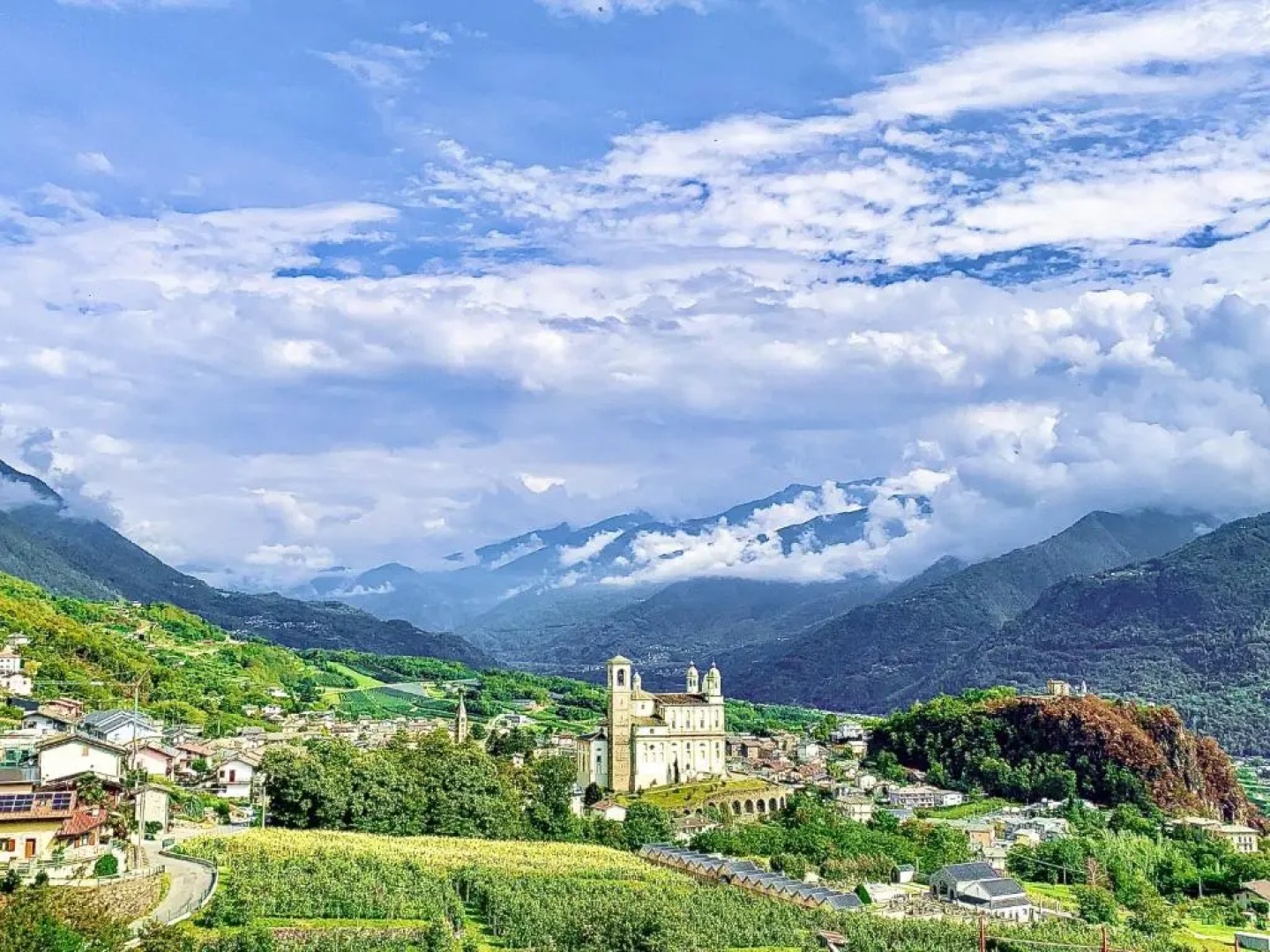 Panoramic Italian Alps Apartment Agape