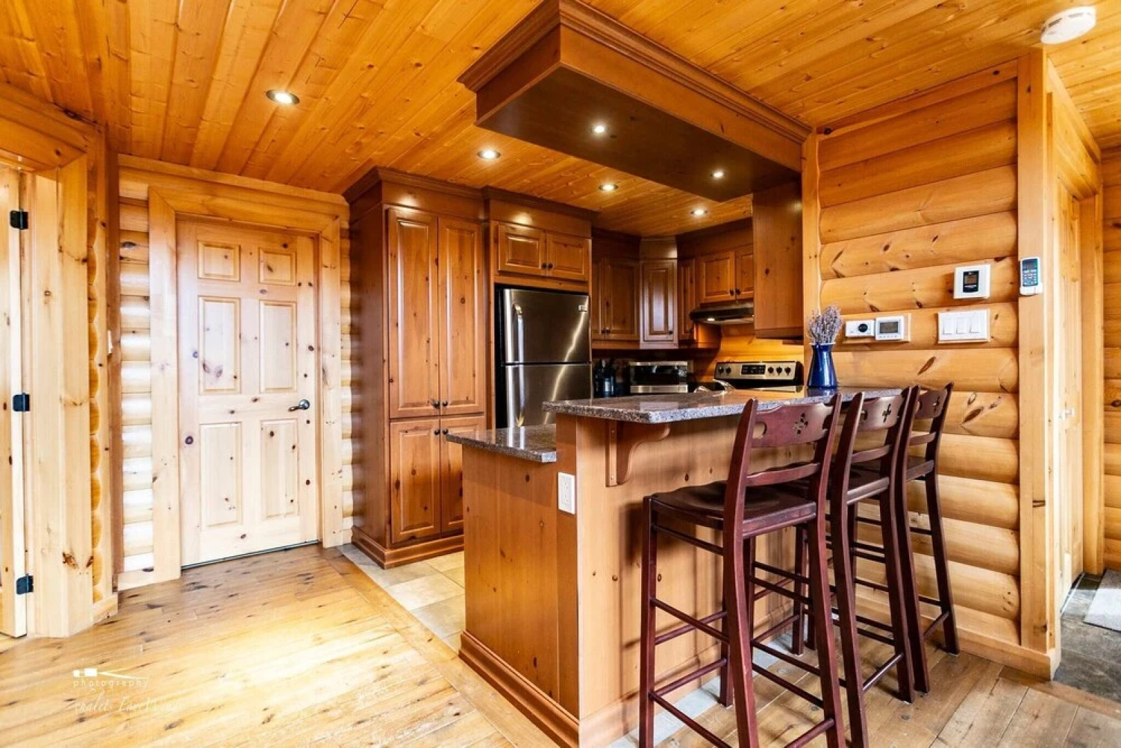 La Casa Kanata - Jacuzzi, Jazz Chardonnay