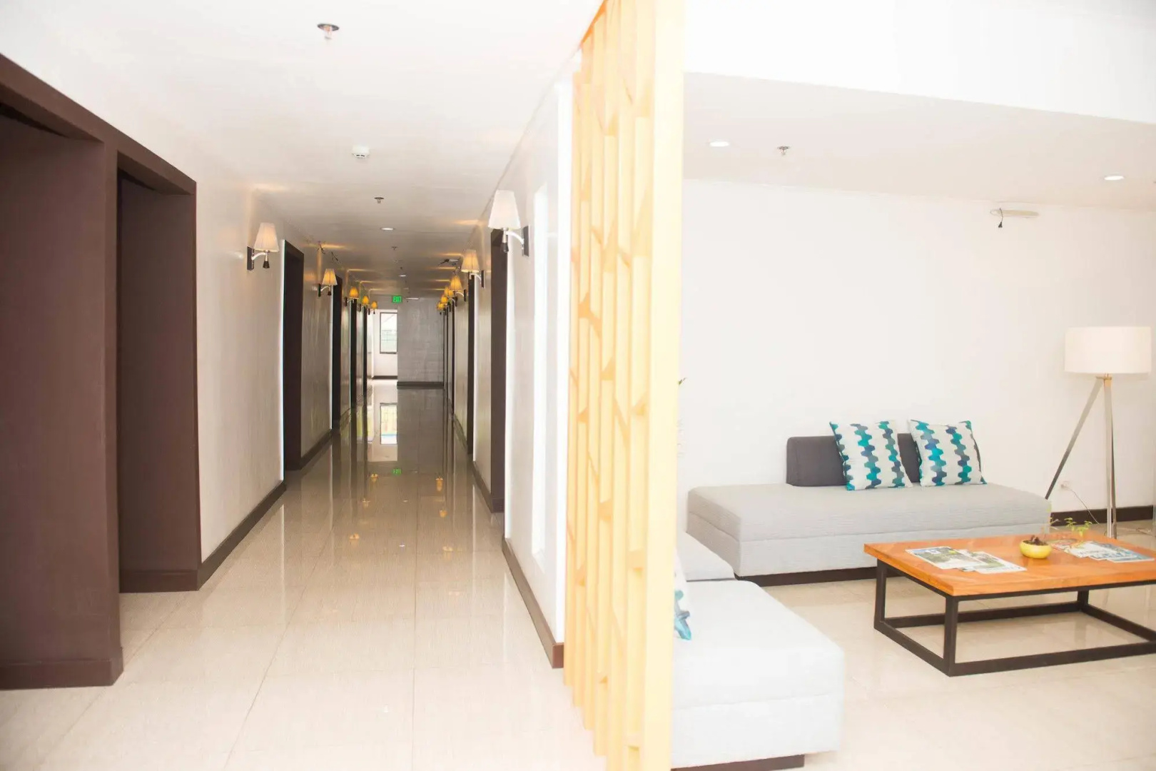 WE Travelers Inn