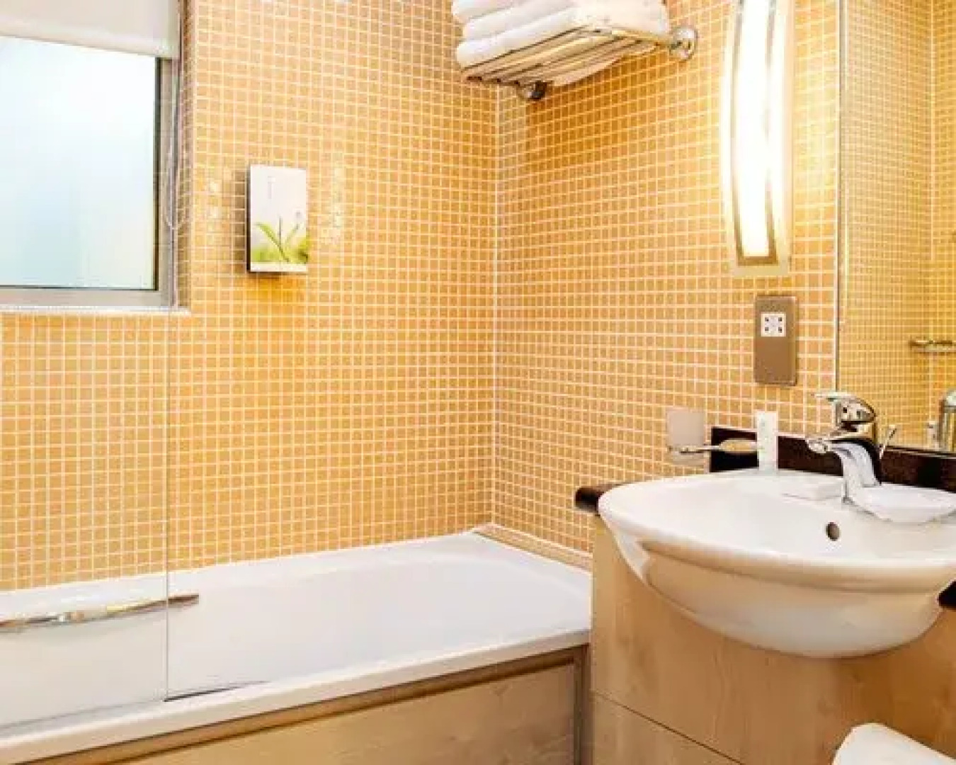 Pine Lake Resort - 4 Nights, Lancashire, England