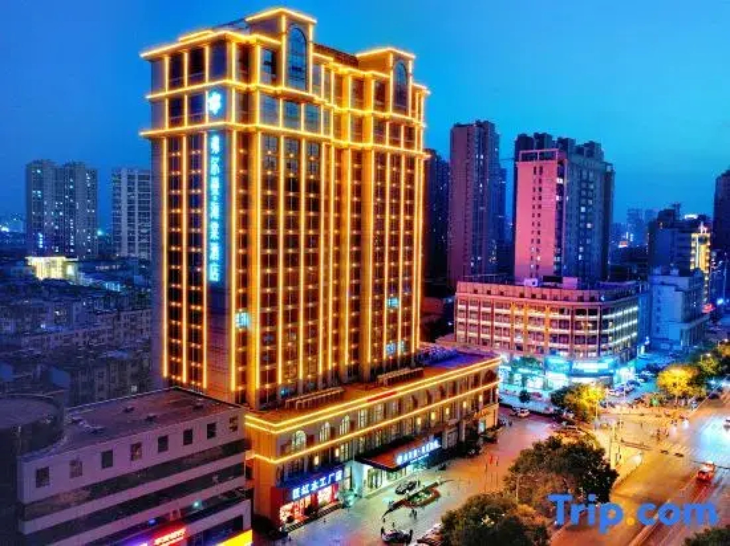 Foreman Apartment Hotel Taishan