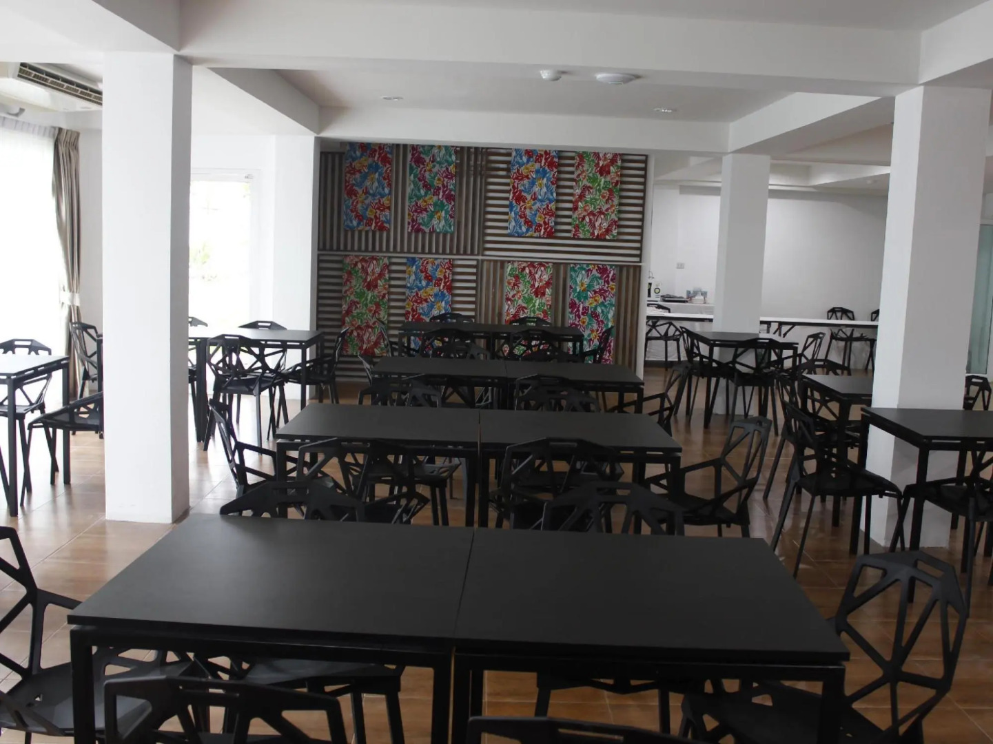 The Pride Hotel At Leamsing