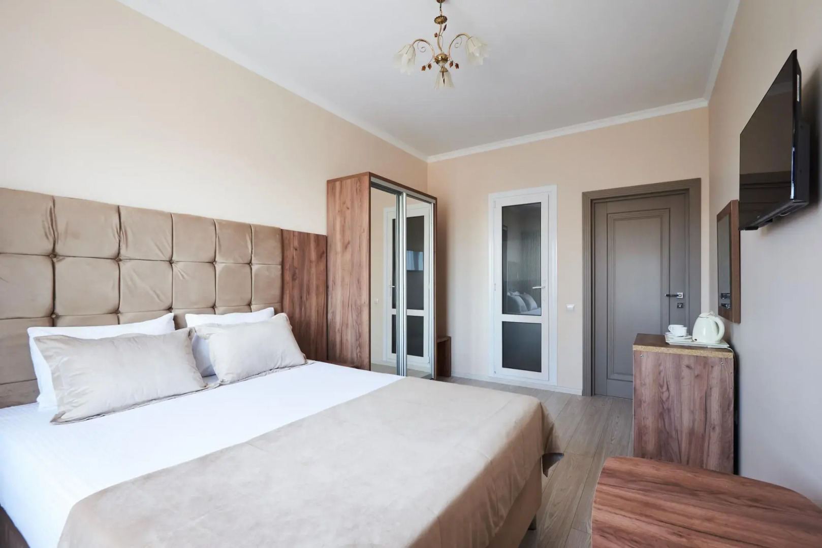 Эмилия by Sun City Hotels (Эмилия бай Сан Сити Хотелс)