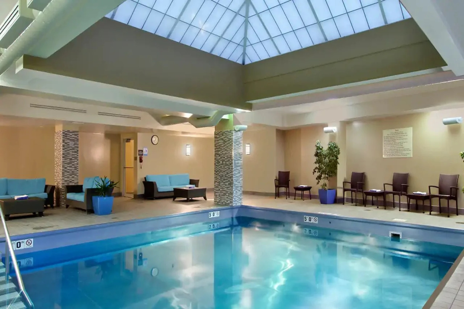 Hampton Inn & Suites Columbus-Downtown