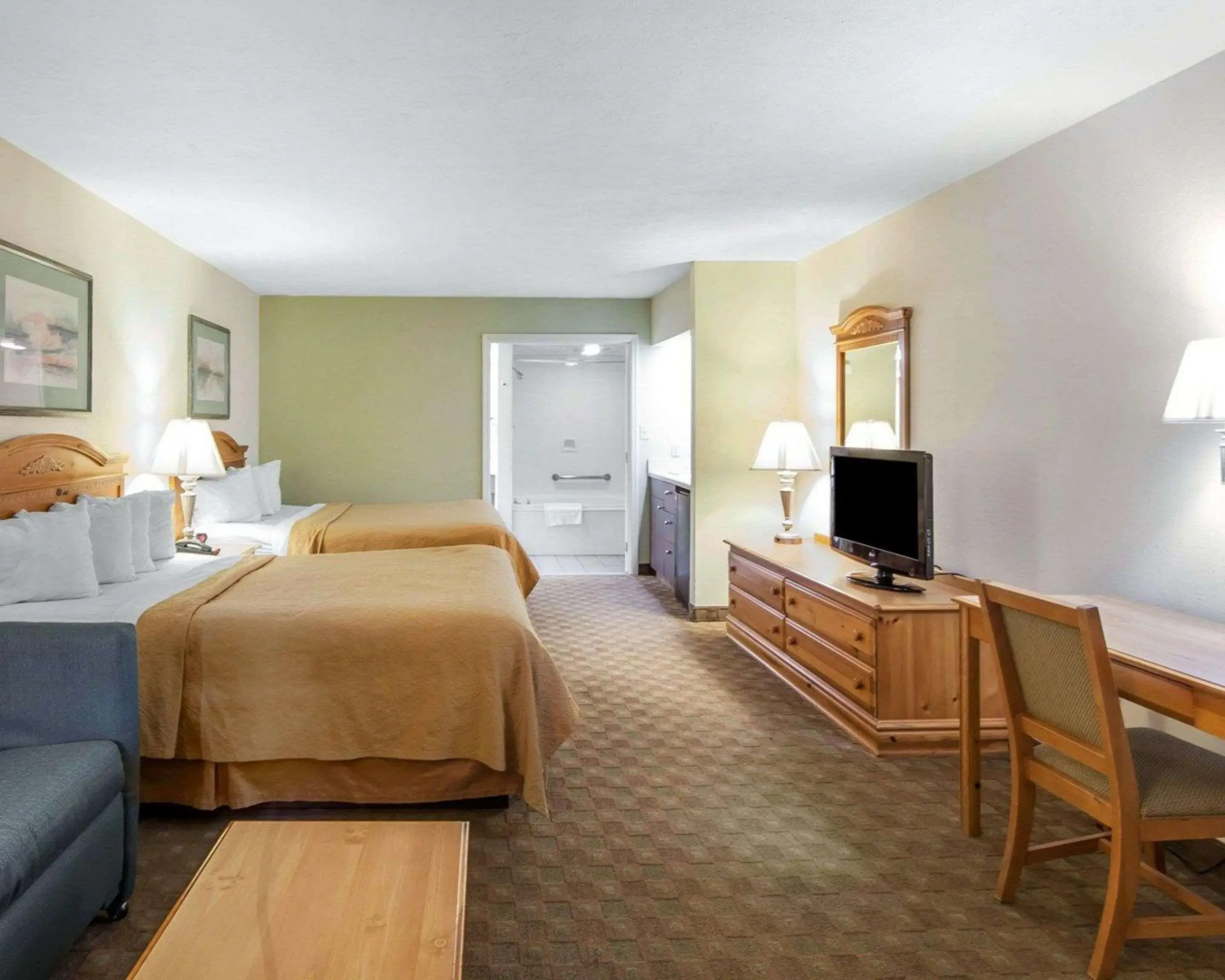 Quality Inn And Suites Dollywood