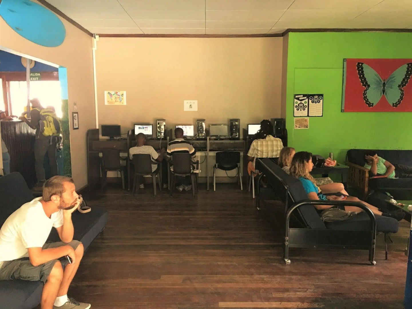 Costa Rica Backpackers - Hostel