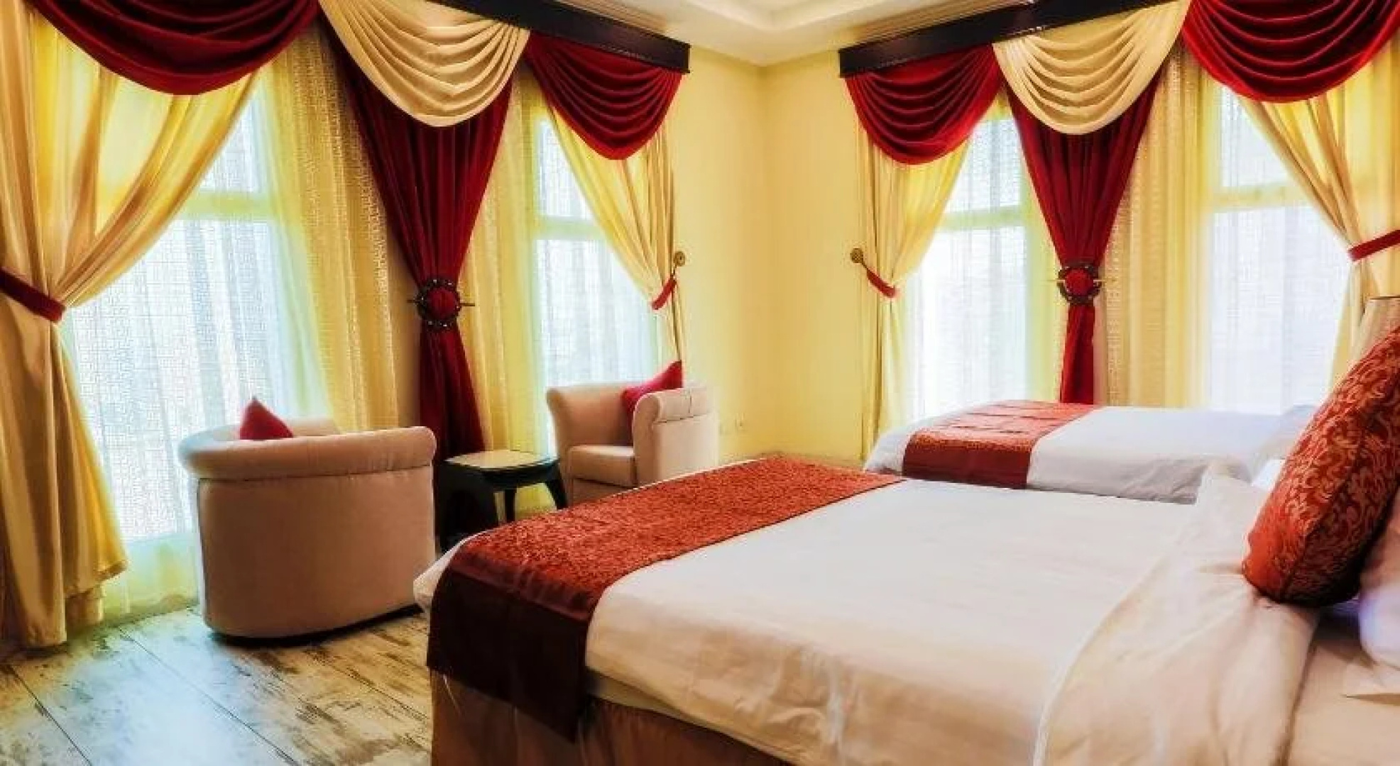 Radmah Suites Fanater