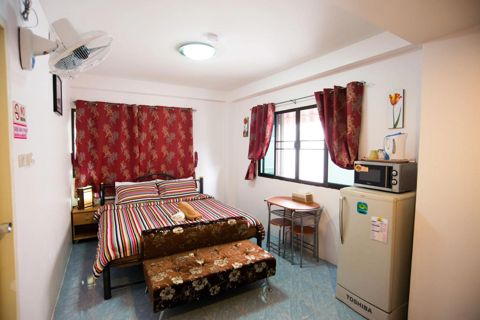 Pattaya Holiday Lodge