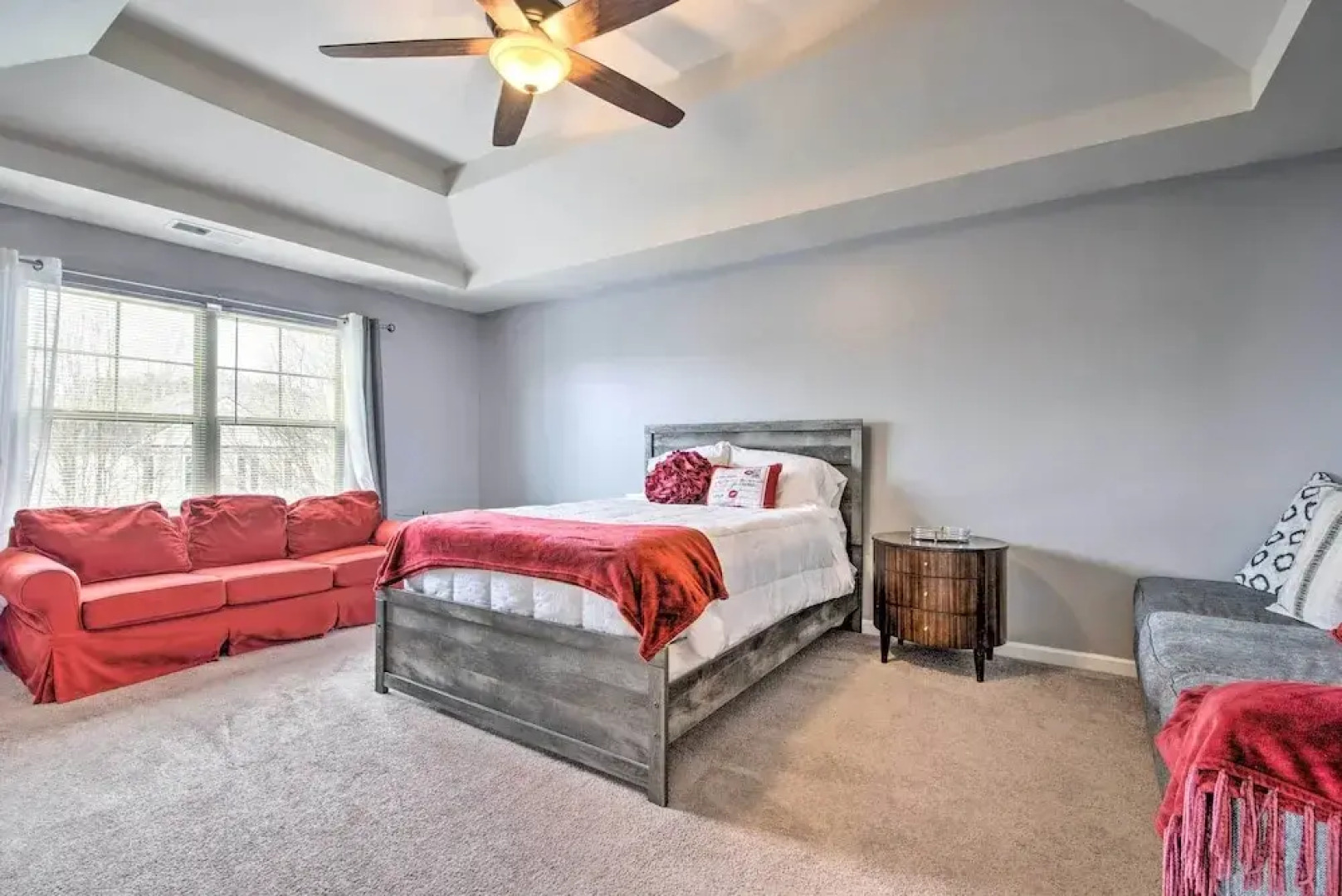 Suburban Atlanta Vacation Home ~ 3 Mi to Airport!