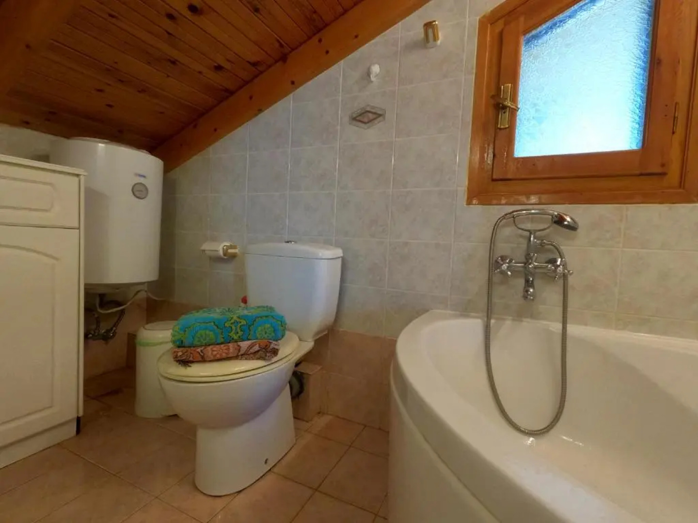 Loft apartment 20m from sea