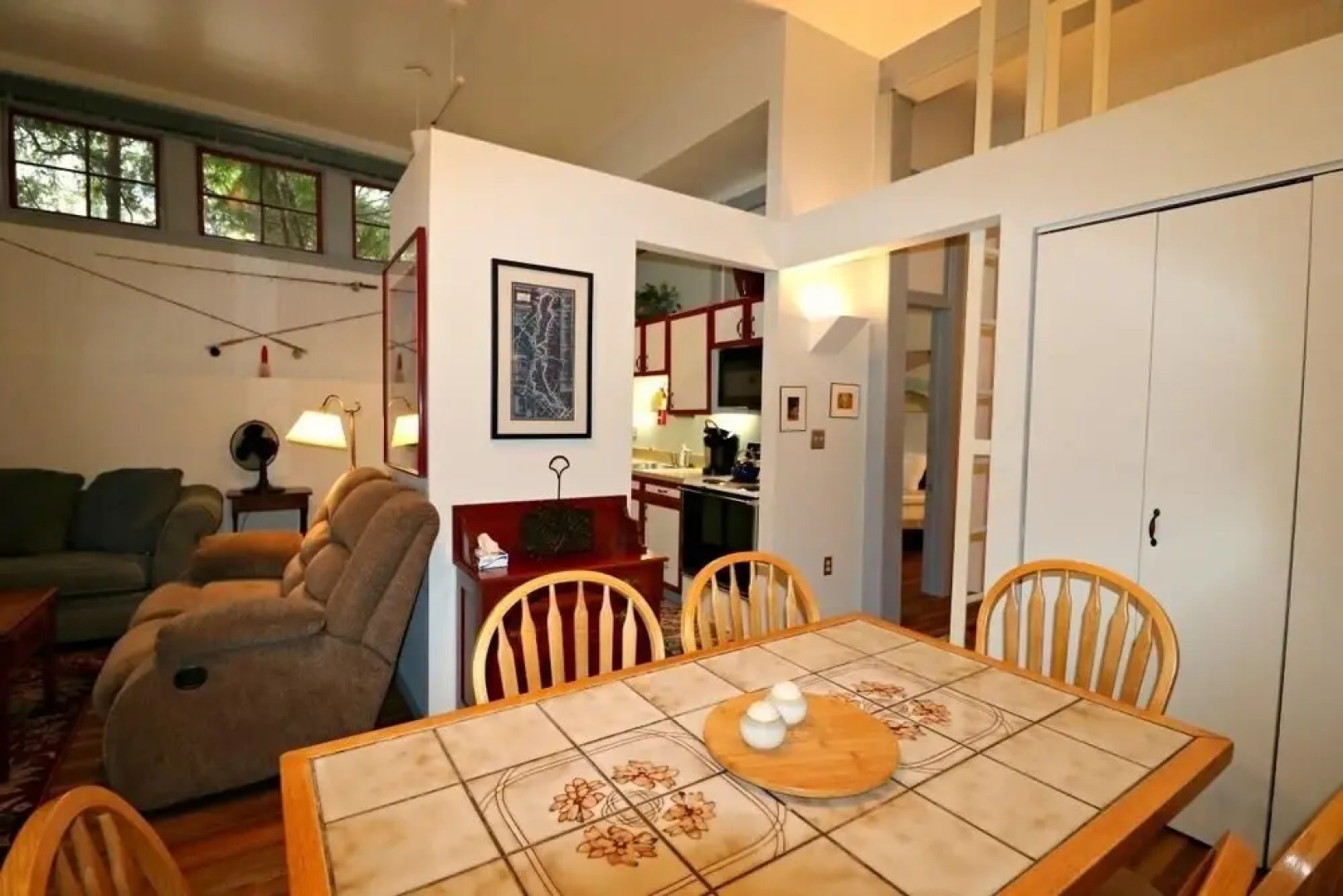 Arcade 15 2 Bedroom Condo by Redawning