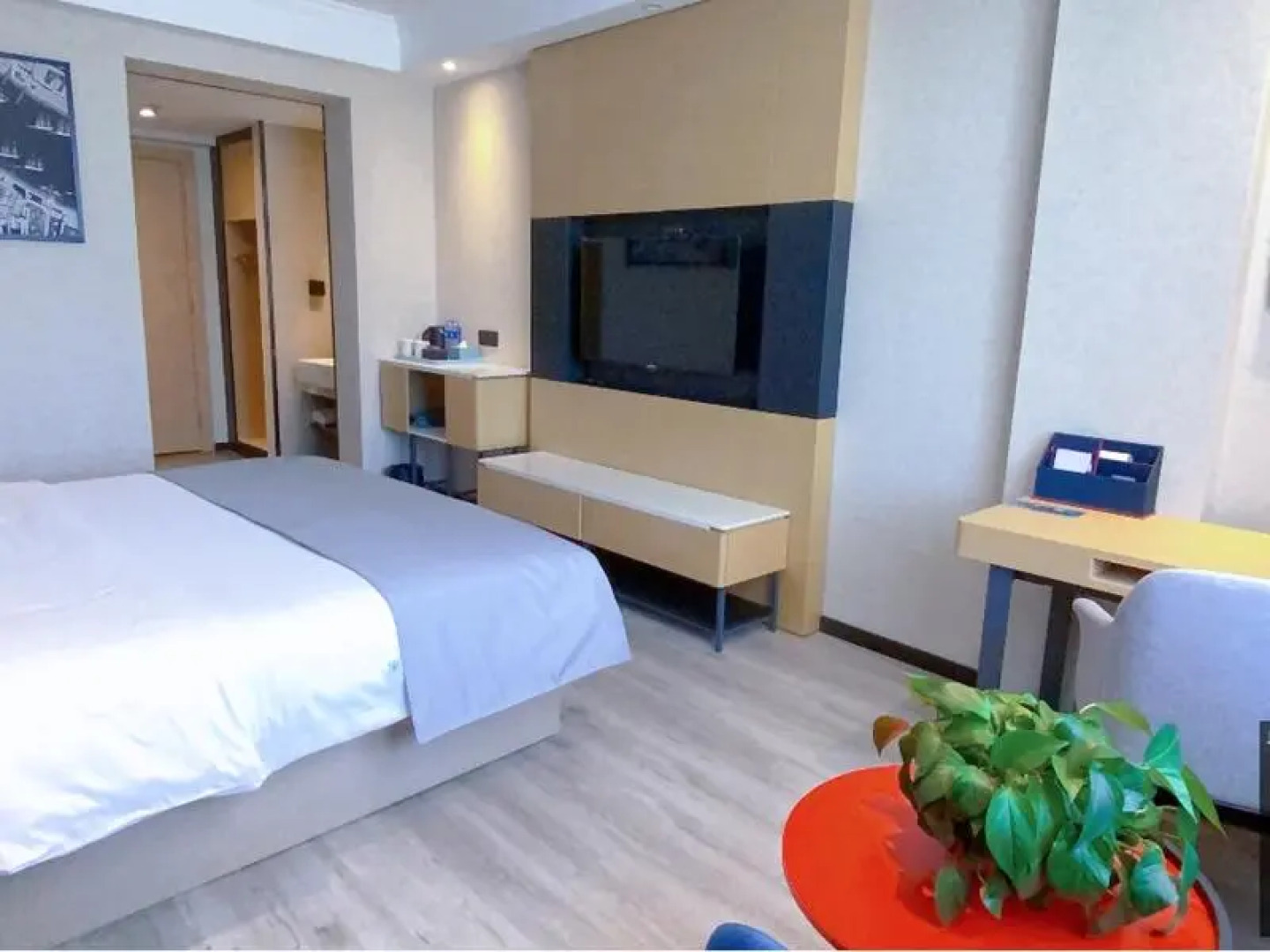 LANO Hotel Qinghai Golmud Middle Bayi Road