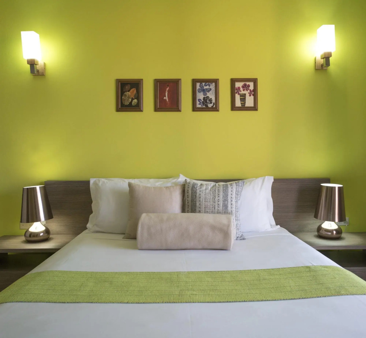 Costa Esmeralda Village