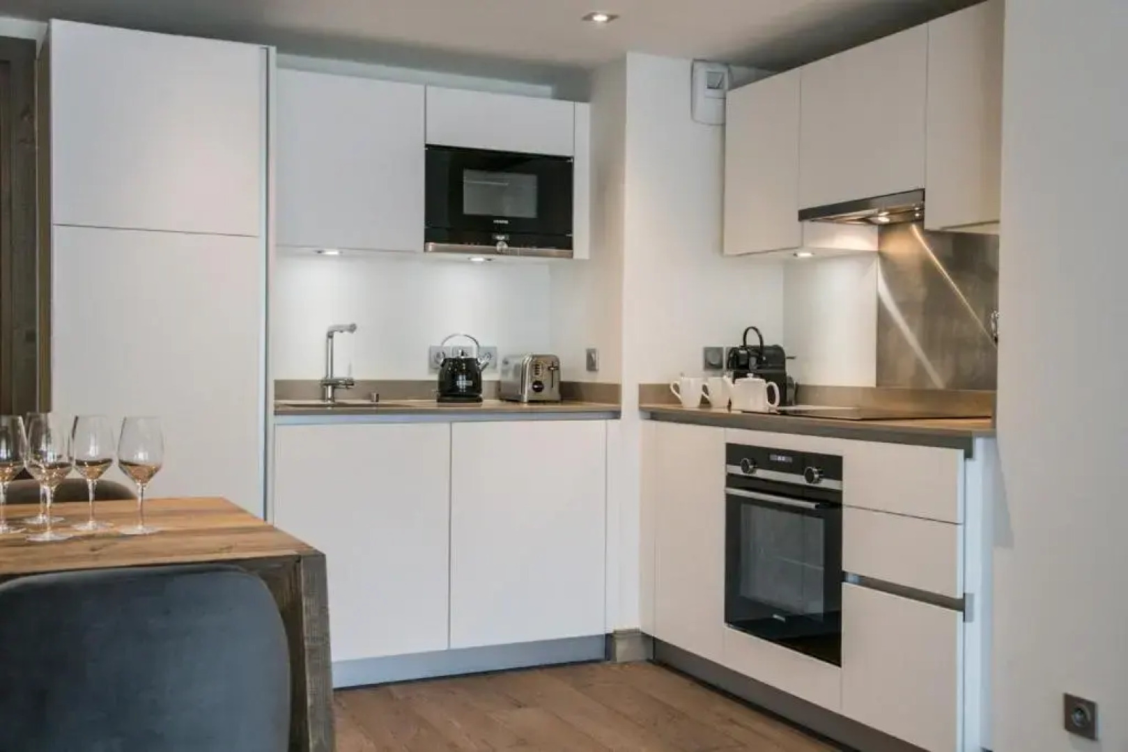 Annapurna by Alpine resorts