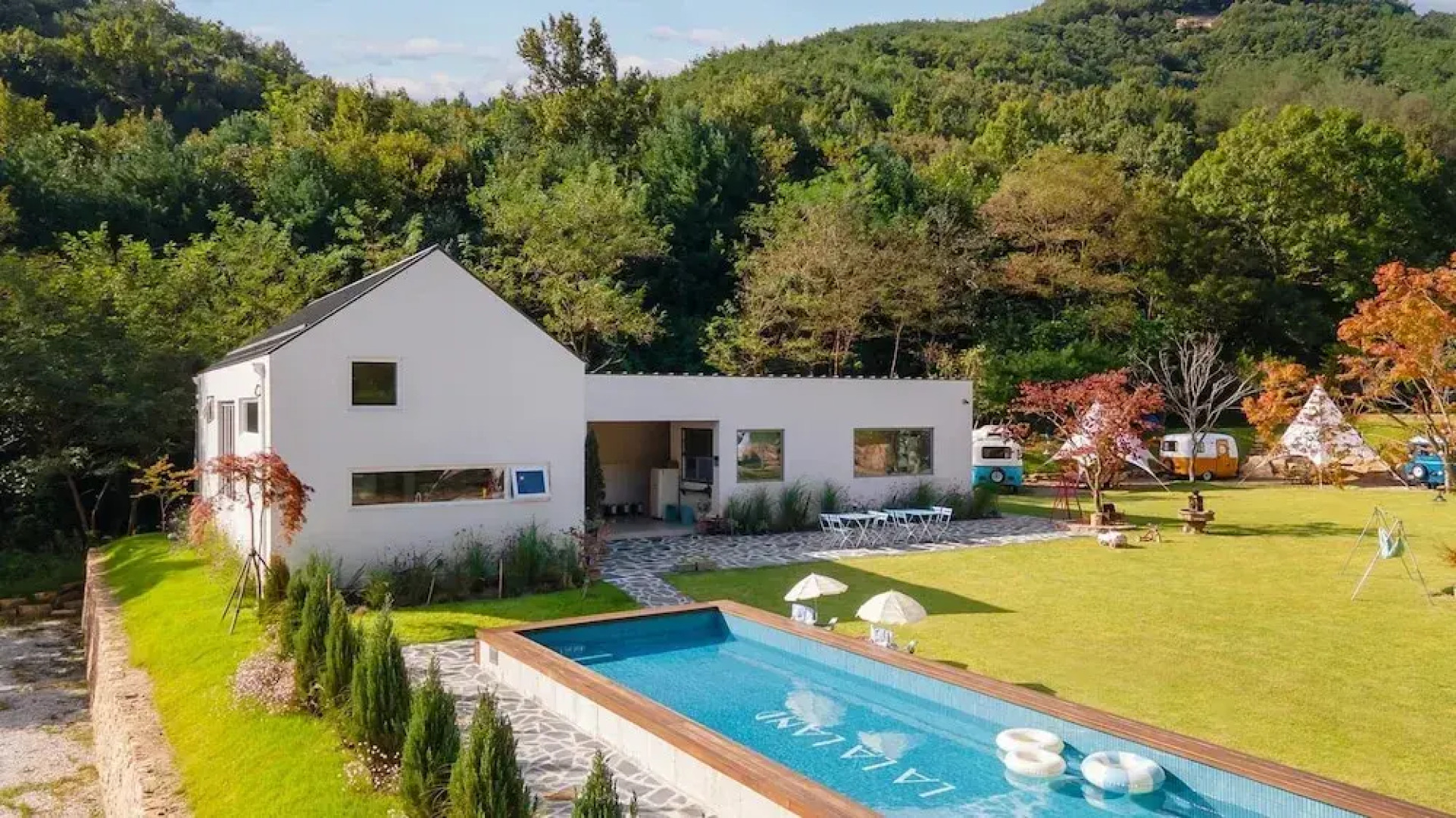 Geumsan Lalaland Caravan