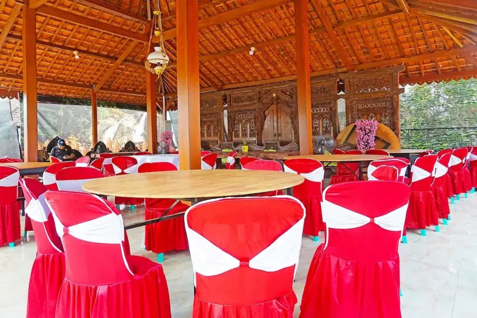 Hotel O Trisna Srabah Resort Homestay & Resto